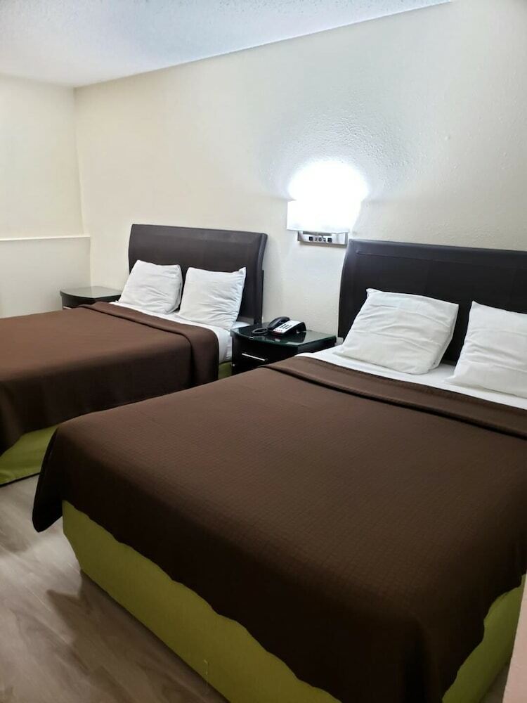 Hotel Value Inn & Suites