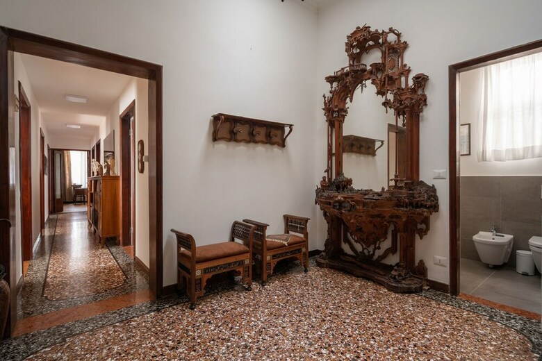 Accademia Liberty Apartment