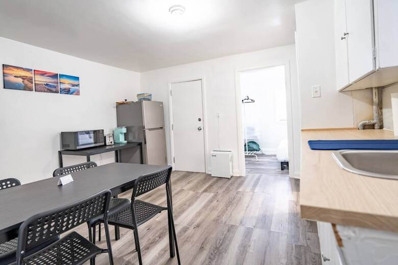 Bright Apartment In The Beaches