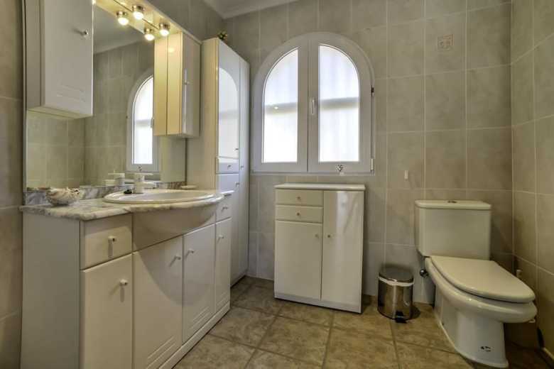 Villa - 3 Bedrooms With Pool And Wifi - 107479