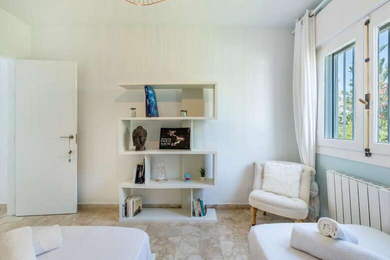 Villa - 3 Bedrooms With Pool And Wifi - 107862