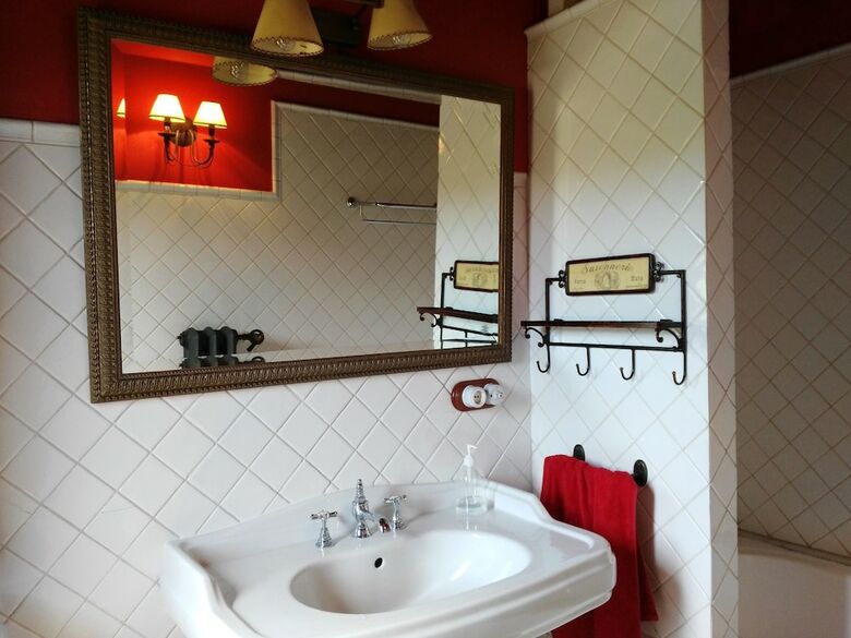 Villa - 4 Bedrooms With Pool - 107949