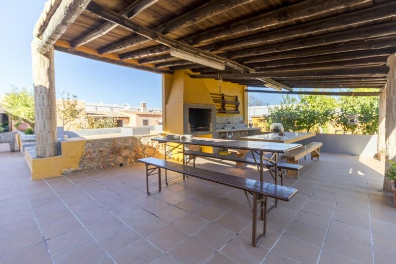 Villa - 7 Bedrooms With Pool And Wifi - 107981