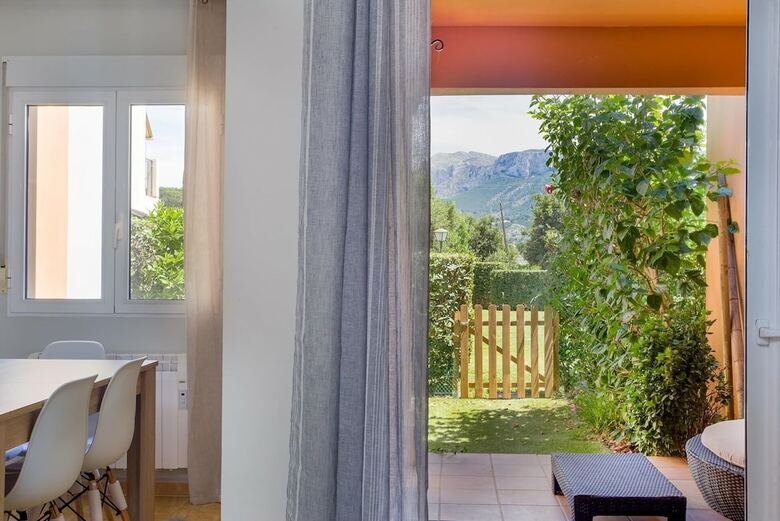 Charming 4-bed Villa In Denia