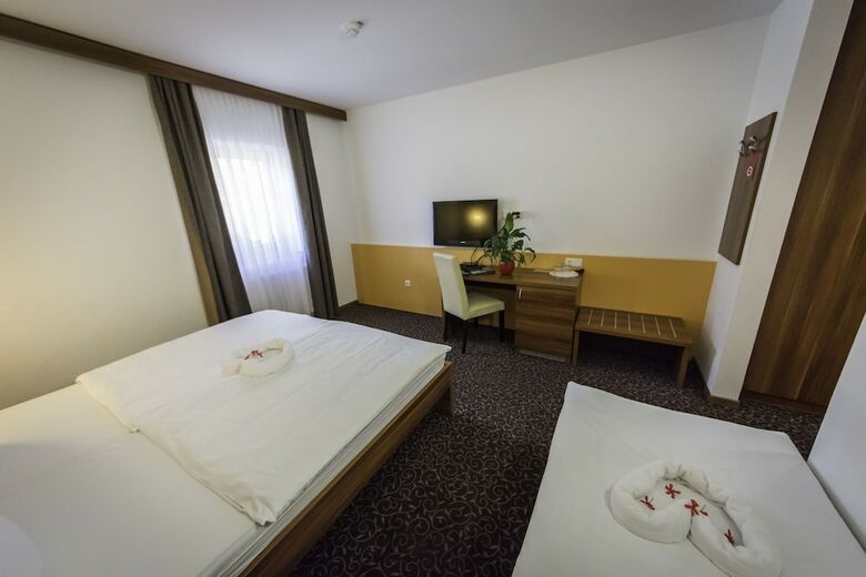 Hotel Guesthouse Vodnik
