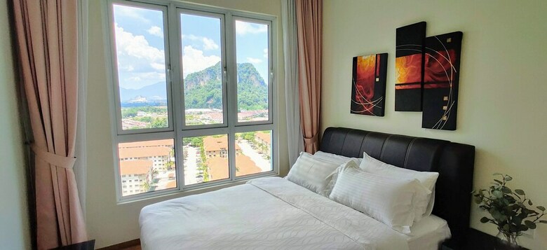 Hotel Suites At The Haven Lakeside By Plush