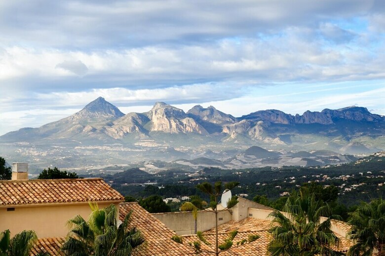 Luxury Modern Villa In Altea Hills, 6-bed