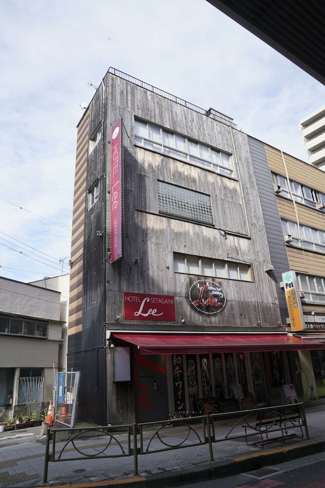 Apartamentos Hotel Lee