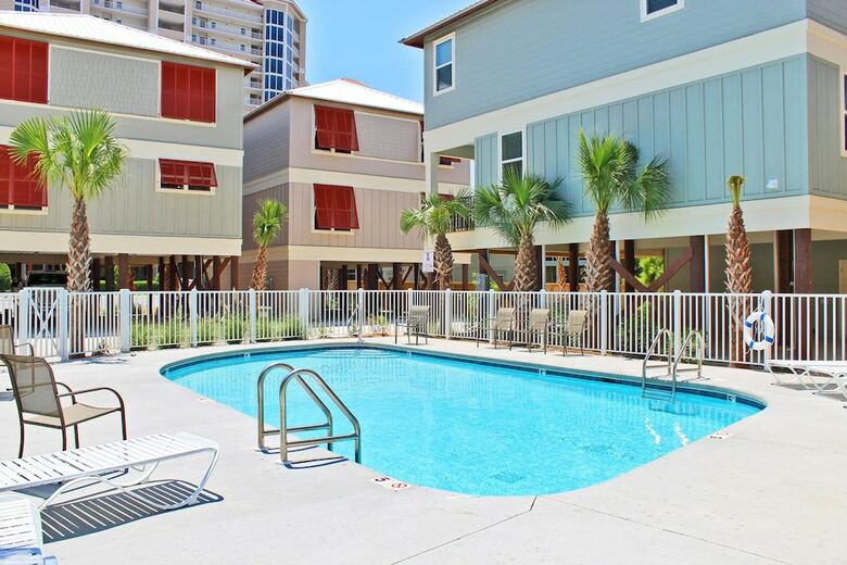 Nautical Breeze At Romeo Beach By Youngs Suncoast