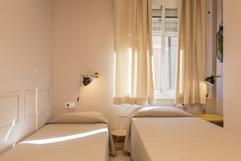 Apartamentos Plaza Espa�a & Fira