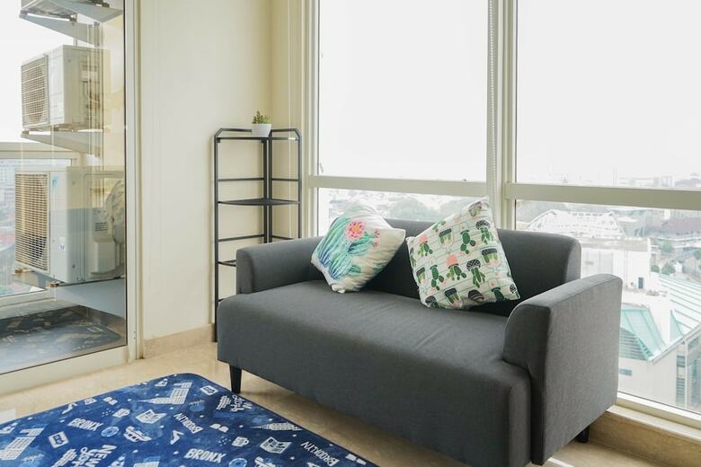 Wonderful 2br Menteng Park Apartment With Private Lift