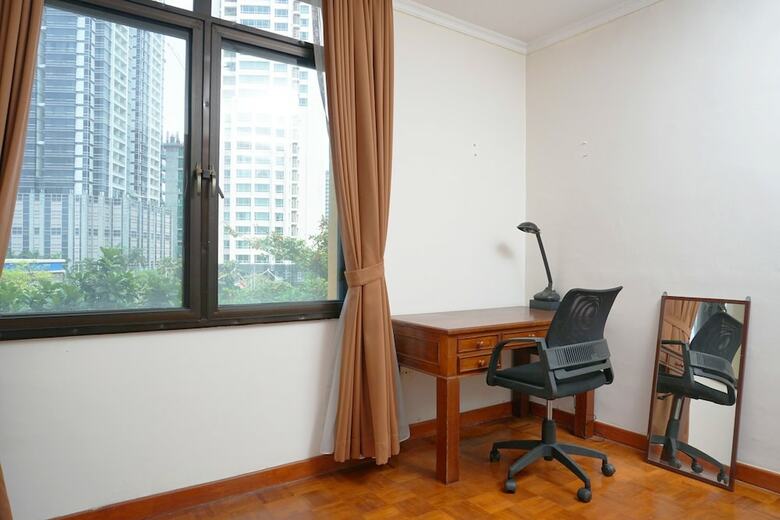 Modern And Spacious 2br At Kusuma Chandra Apartment