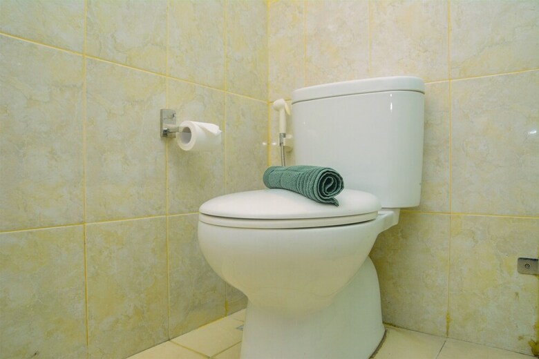 Best Price Studio At Tamansari The Hive Apartment