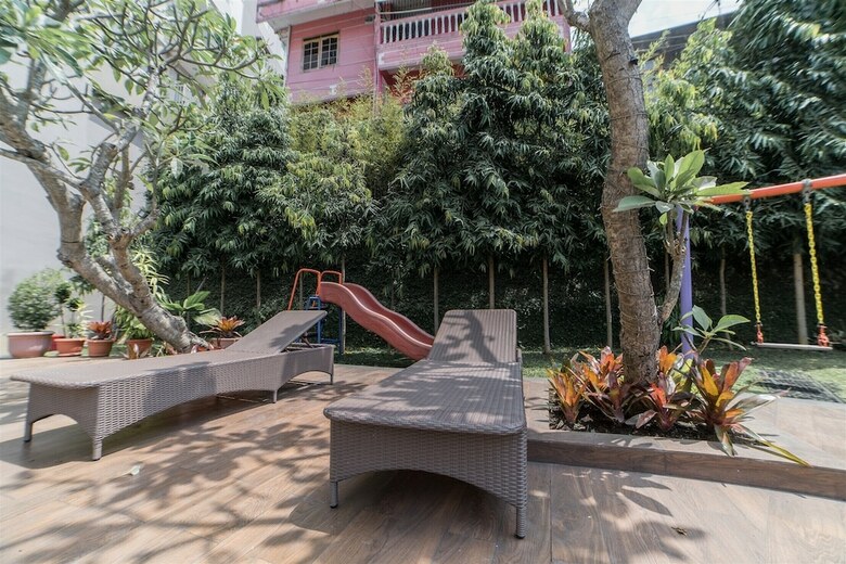 Compact 2br @ Galeri Ciumbuleuit 2 Apartment Near Dago