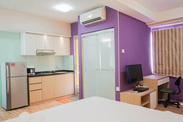Spacious Studio Apartment At Green Bay Pluit