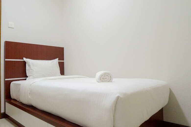 Marvelous 3br At Waterplace Apartement