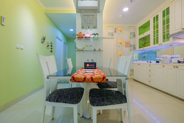 Relaxing 2br With Ocean View At Ancol Mansion Apartment