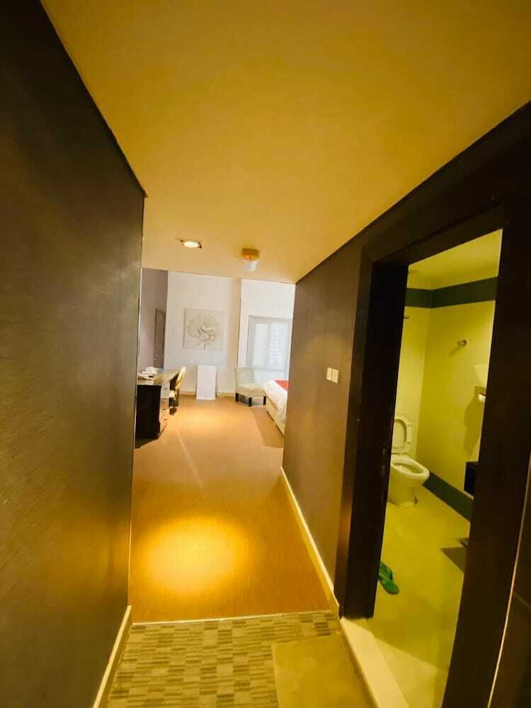 Aparthotel Starhouse Elite