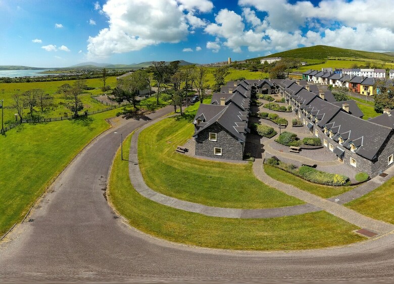 Apartamento Dingle Courtyard Cottages 3 Bed Sleeps 6