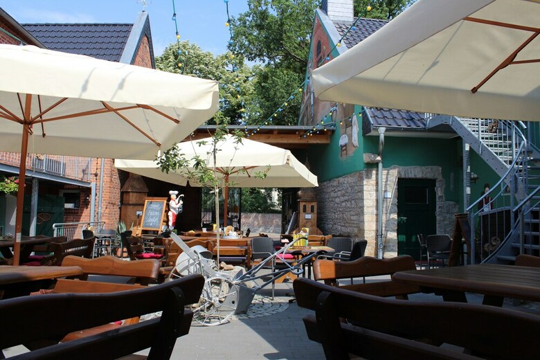 Heinrich's Pension Mit Caf�-witschaft