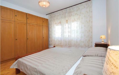 Apartment Pula Cerneccina