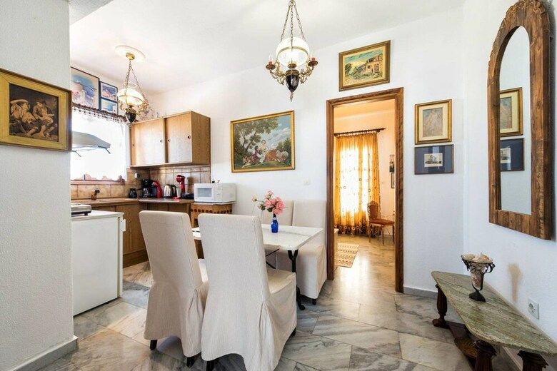 Ricos Two Bedroom Apartment - Naoussa Paros