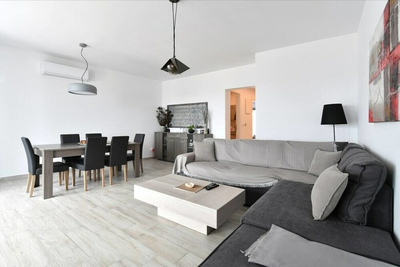 Parikia's Seaside House