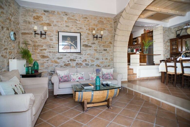Agrilos House - Amazing Sea View - Sleeps 4
