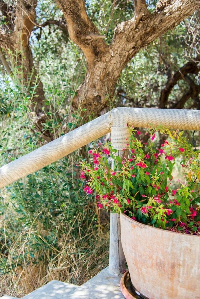 Agrilos House - Amazing Sea View - Sleeps 4