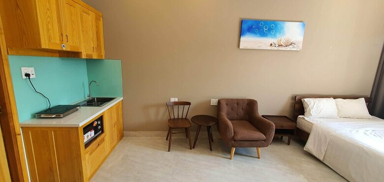 Oyo 990 Home 2 Hotel