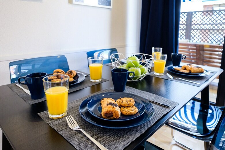 Apartamento Acogedor �tico Con Terraza En Retiro