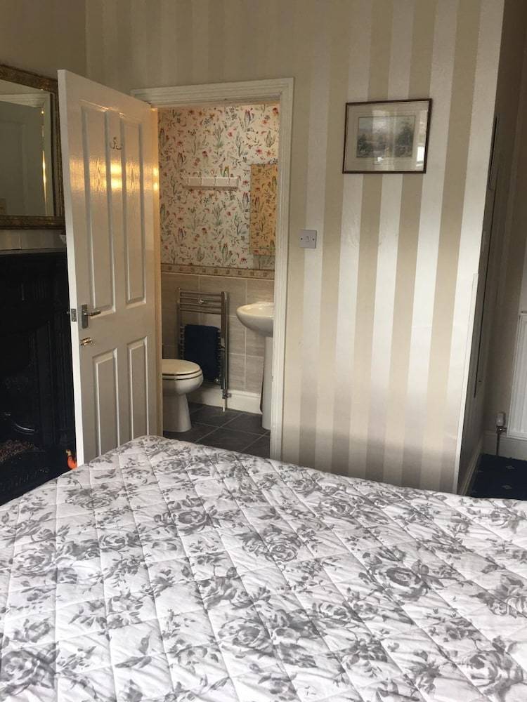 Hotel Hillcrest Guest House