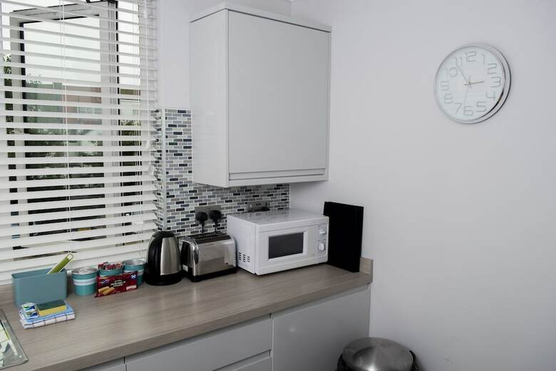 58 Esplanade Court Luxury Apartment
