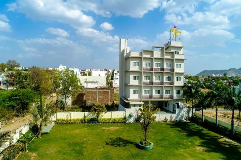 Hotel Gorakh Shyam Resort