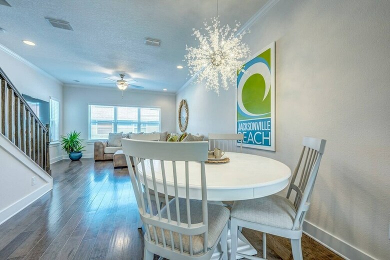 Villa Beach Escape Three - Luxury Townhome