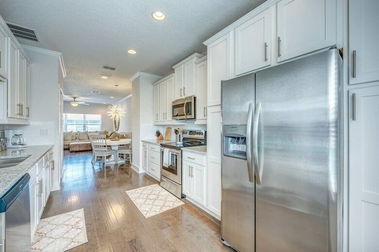 Villa Beach Escape Three - Luxury Townhome