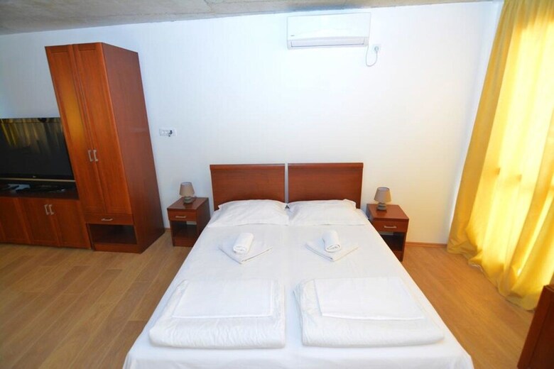 Balabusic Two-bedrooms Deluxe Apartment No.9