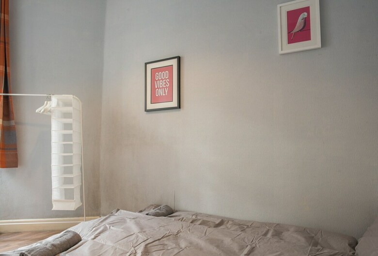 Edina � Bright City Centre Apartment