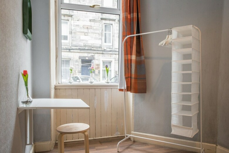 Edina � Bright City Centre Apartment