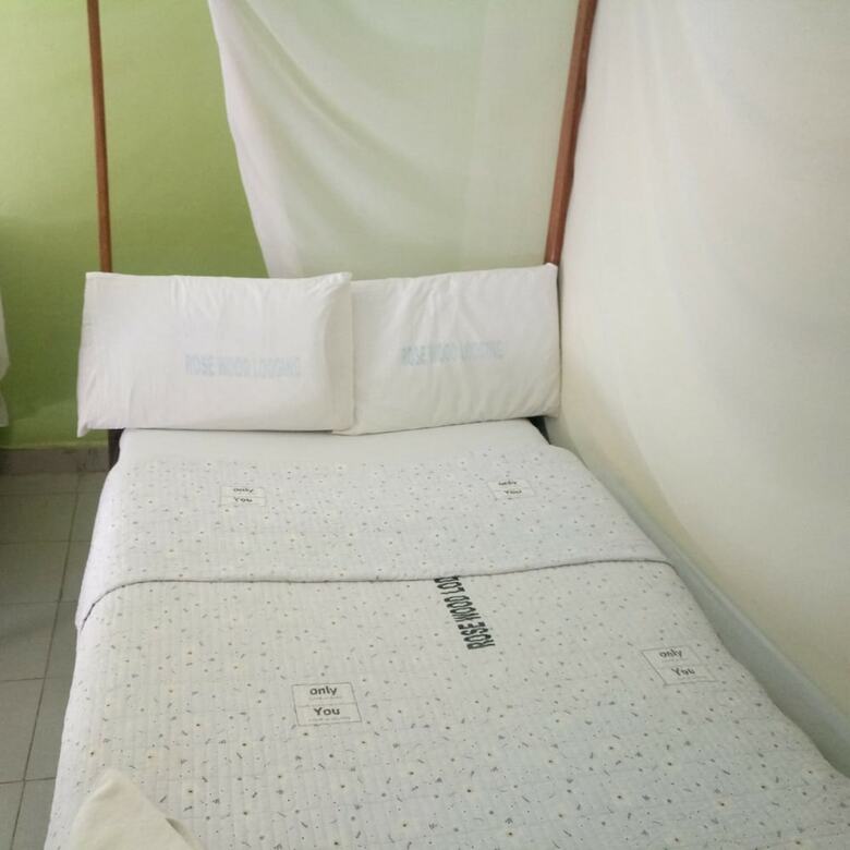 Hotel Rose Wood Lodge