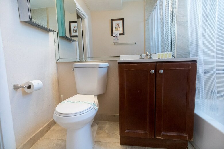 403 Ocean View Apartment Hollywood