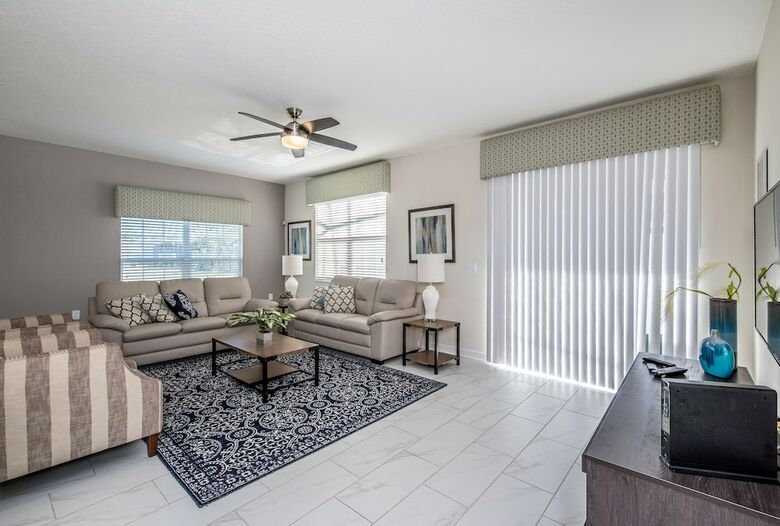 Disney Area 5 Bedroom Private Pool Storey Lake