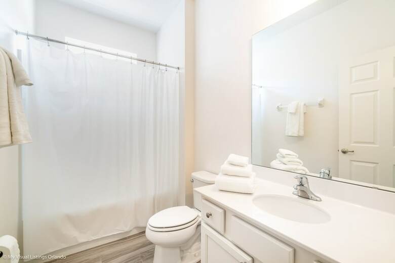 6121bod 11 Bedroom 9 Bathrrom