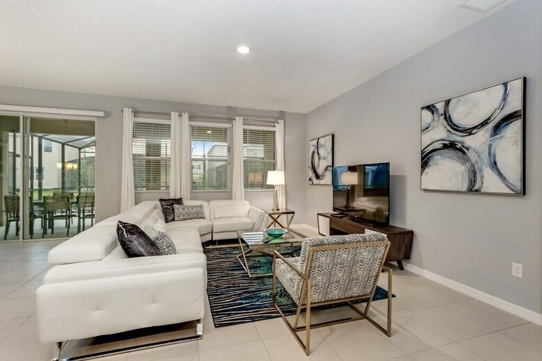 7028oakwood
