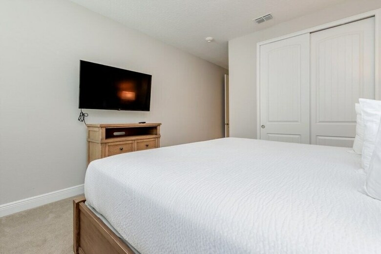 Amazing 11 Bedroom Encore Resort Porperty
