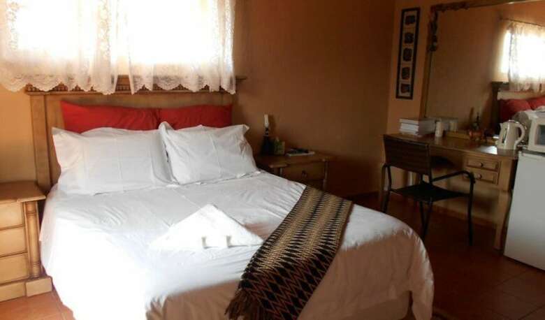 Hotel Nandi's Guesthouse