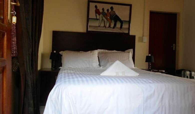 Hotel Nandi's Guesthouse