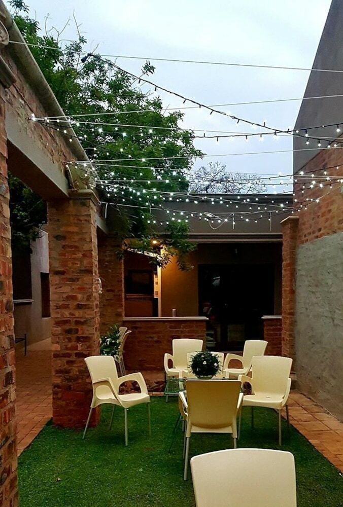 Hotel Maison de Leo Luxury Guesthouse