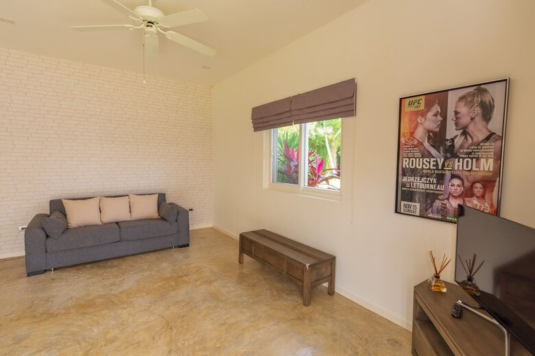 Luxury 5 Bedroom Pool Villa Js