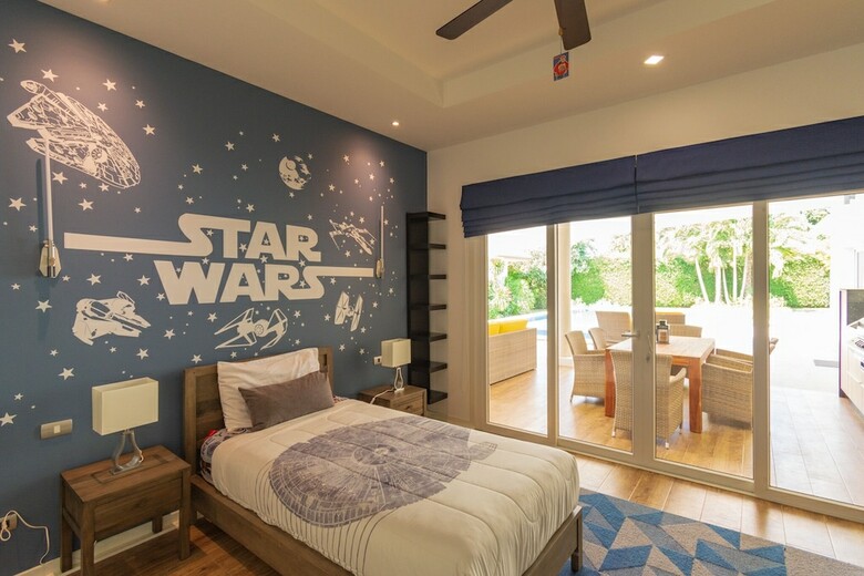 Luxury 5 Bedroom Pool Villa Js